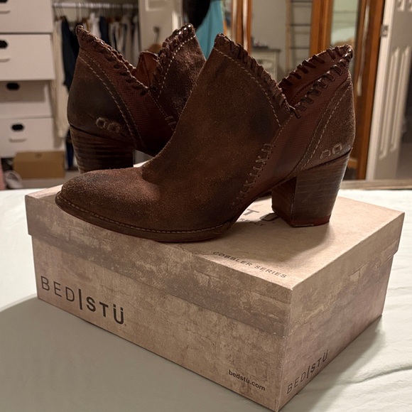 BED|STU Distressed Brown Ankle Booties - Picture 4 of 11